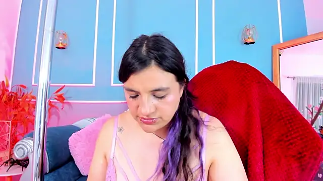 TaraTaylorr Live XXX-Chat