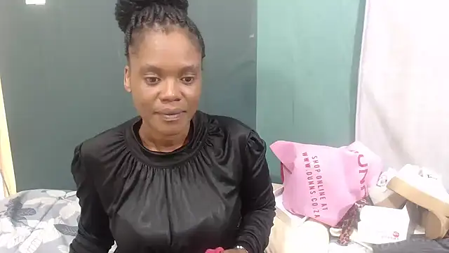 FATTYPUSSY31 Live XXX-Chat