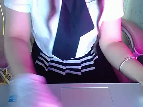 ahoa_Tkn Webbikameraesitys