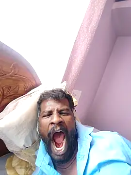 Paramkeerthi Adlı Modelin Canlı XXX Sohbeti