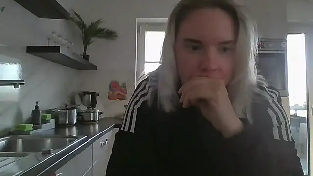 MinchenBienchen98 Live XXX-Chat