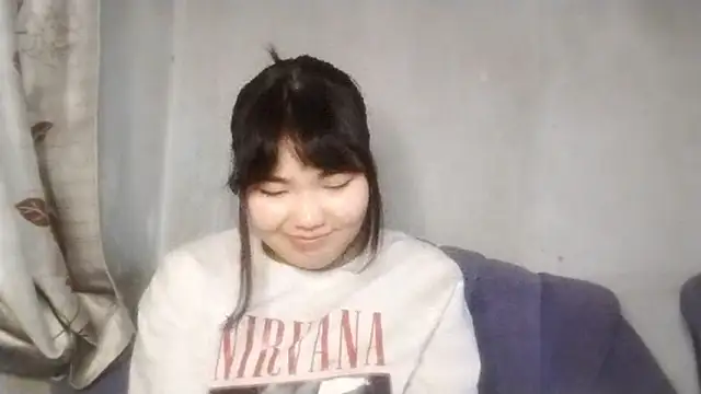 MollyAsian Live XXX-chat