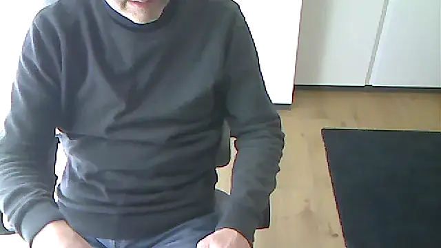 Chat XXX Live nudekerschi_m