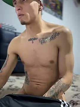 Вебкам-шоу ManSexyyHot