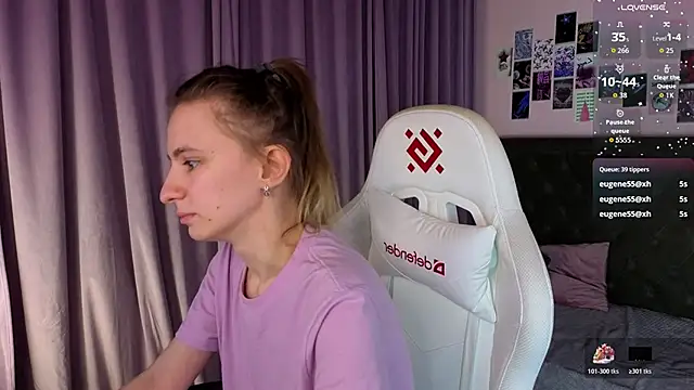 kaleriyaa_'s Live XXX Chat