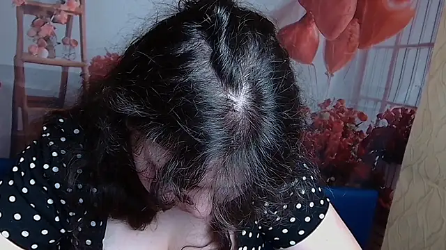 NeonilaLisova's Live XXX Chat