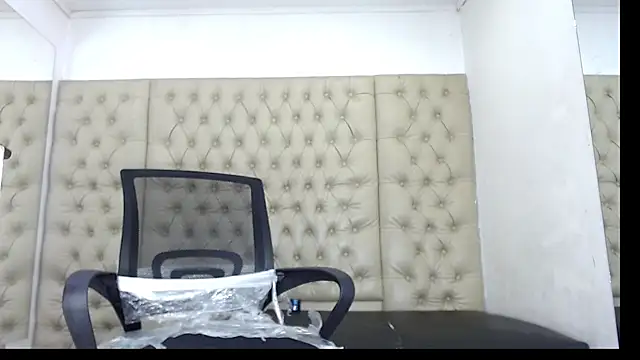 Chatroom XXX en direct de TonnyMarck