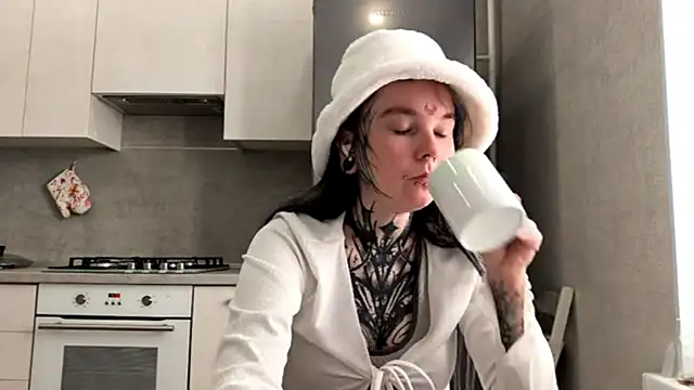 Czat XXX na żywo – HighelikeGirl