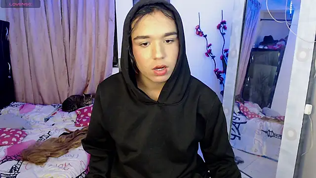 Candyy_doll__ Webcamshow