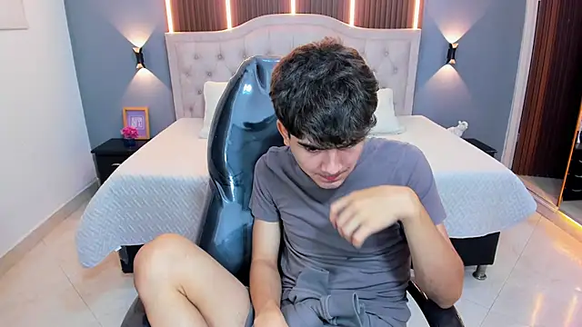 Sembang XXX Secara Langsung Tommy18__