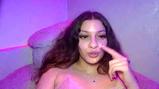 BabyVictoriaxoxo Adlı Modelin Canlı XXX Sohbeti