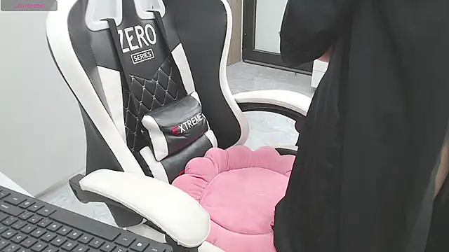 Hanako_love – Naživo XXX chat