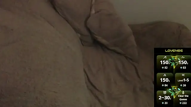 Chat +18 de MaxRouger ao vivo