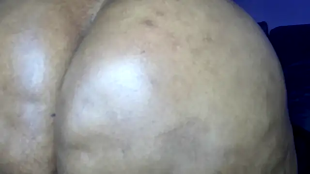 wilmaassylum's Webcam Show