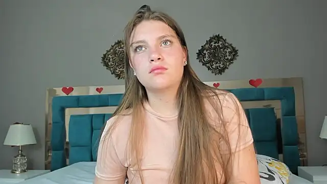 LiiaVelvet Adlı Modelin Canlı XXX Sohbeti