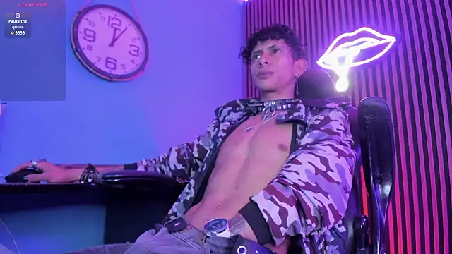 Maximoking26のライブXXXチャット