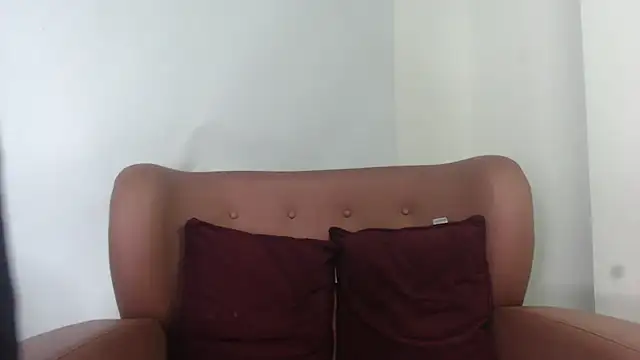 Pokazy przed kamerką – Maddy__bigboobs