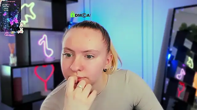 XXX chat uživo modela mila_glow1