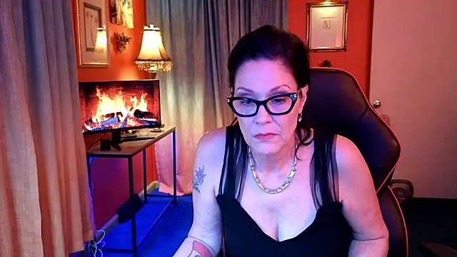 XXX chat uživo modela Jujutopia