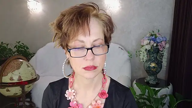 Chat +18 de LioraWeiss ao vivo