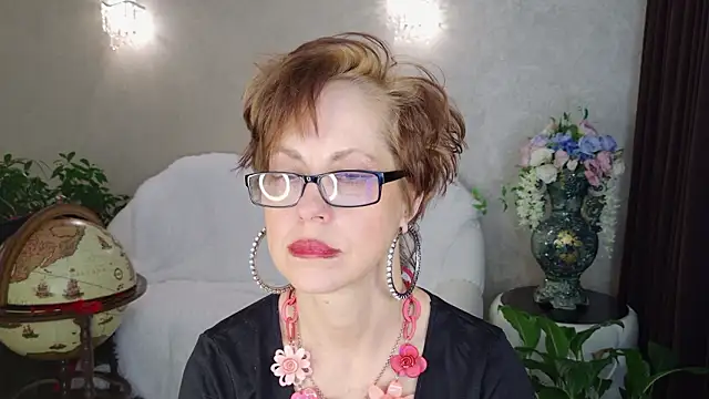 XXX chat uživo modela LioraWeiss