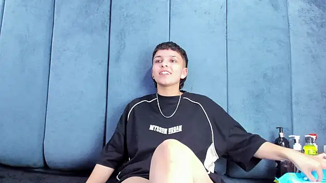 Megan_Thompson_ élő XXX-chatje