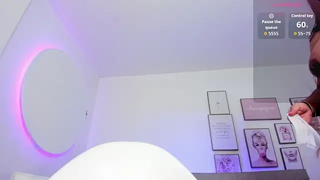 silvia_lane Live XXX-chat