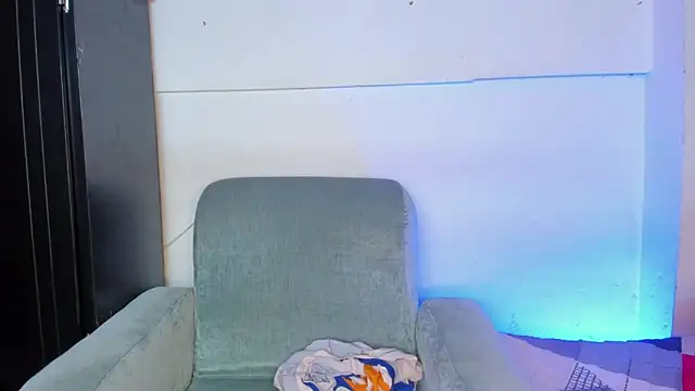 Keily-w: απευθείας συνομιλία ΧΧΧ