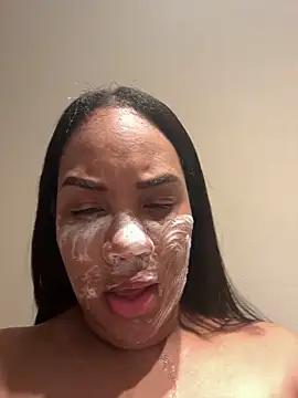 Chaniita élő XXX-chatje