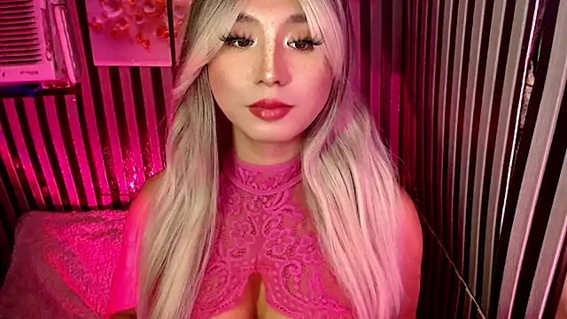 HoresCOCKLUCY 网络视讯表演