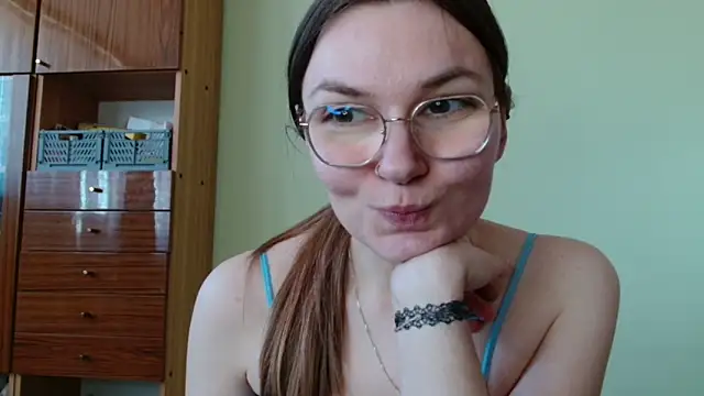 Chat +18 de LooveELLYx ao vivo