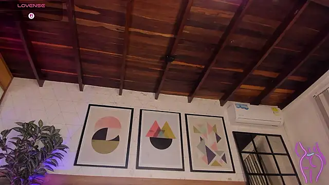 MiaKay1 – Naživo XXX chat