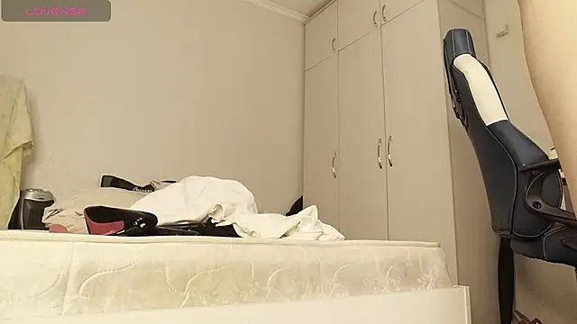 MissValday Chat XXX live