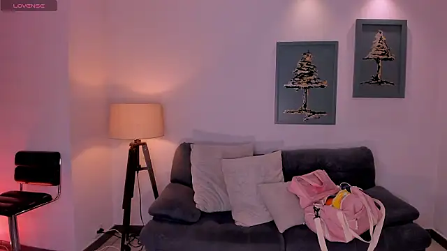 SussyBellXのライブXXXチャット