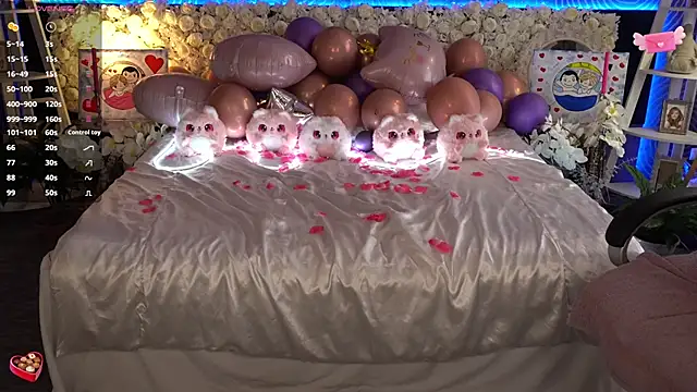 FoxyShy: онлайн-секс-чат