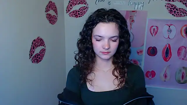 _SusieSu_'s Live XXX Chat