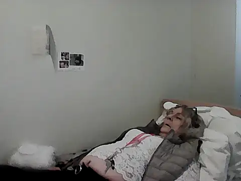 Latex_shantie's Live XXX Chat