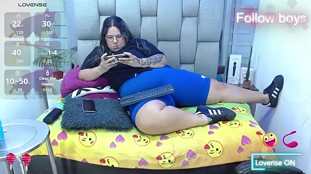 evelin_zaens' Live XXX Chat