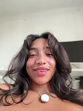 Bellafr Chat XXX live