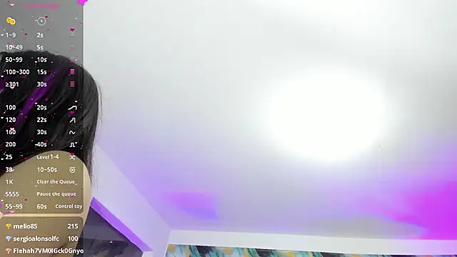 Chatroom XXX en direct de IsaDiiaz