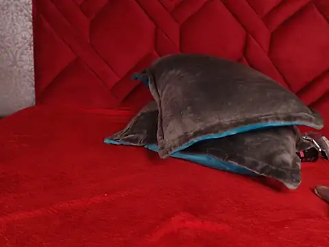 CaitlynRosee live XXX chat