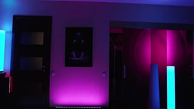 GirlGogo Adlı Modelin Canlı XXX Sohbeti