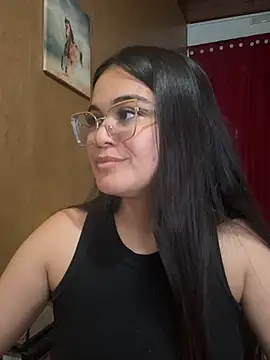 Chatroom XXX en direct de CamilaSofiia