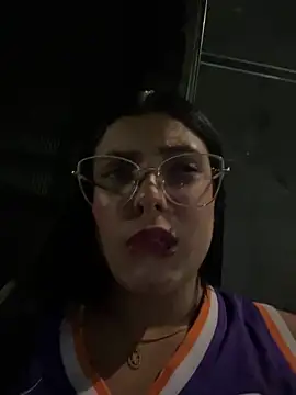 Chat +18 de Shasa_8 ao vivo