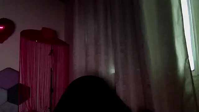 Chat +18 de Horny_tgn ao vivo