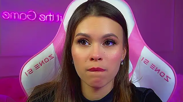 دردشة PollyLanders الجنسية المباشرة