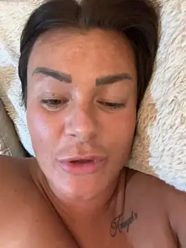 دردشة ultimate_PAWG الجنسية المباشرة