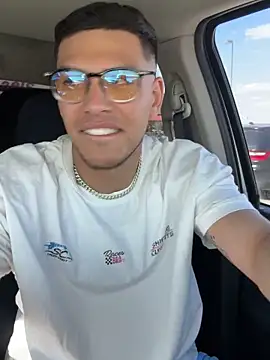 StrokingDaddy4 现场XXX聊天