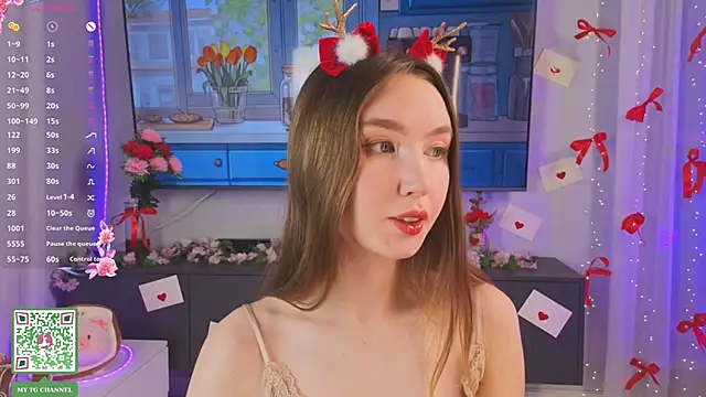 ElfredaTupy Show in webcam