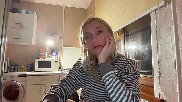 دردشة AngelJeni الجنسية المباشرة